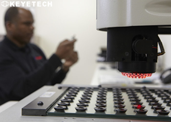 O Ring Quality Inspection Machine Convey com a placa de vibração de vidro